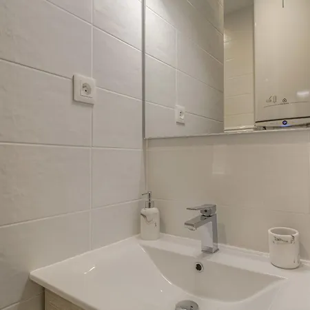 Apartment Cosy Et Typique A Cordeliers *